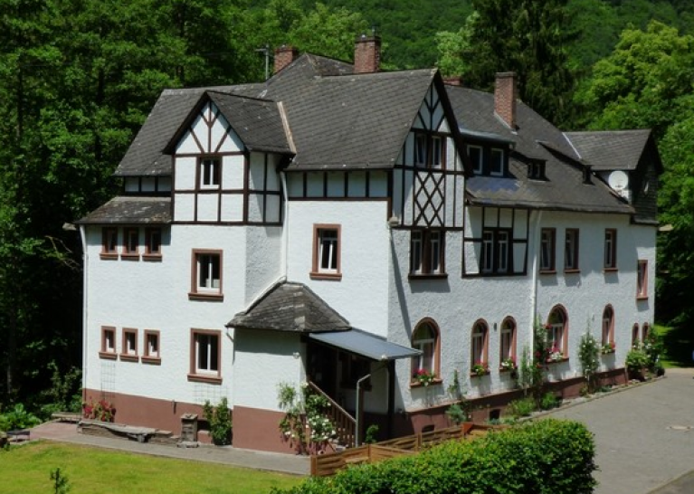 Wald Villa Uessbach