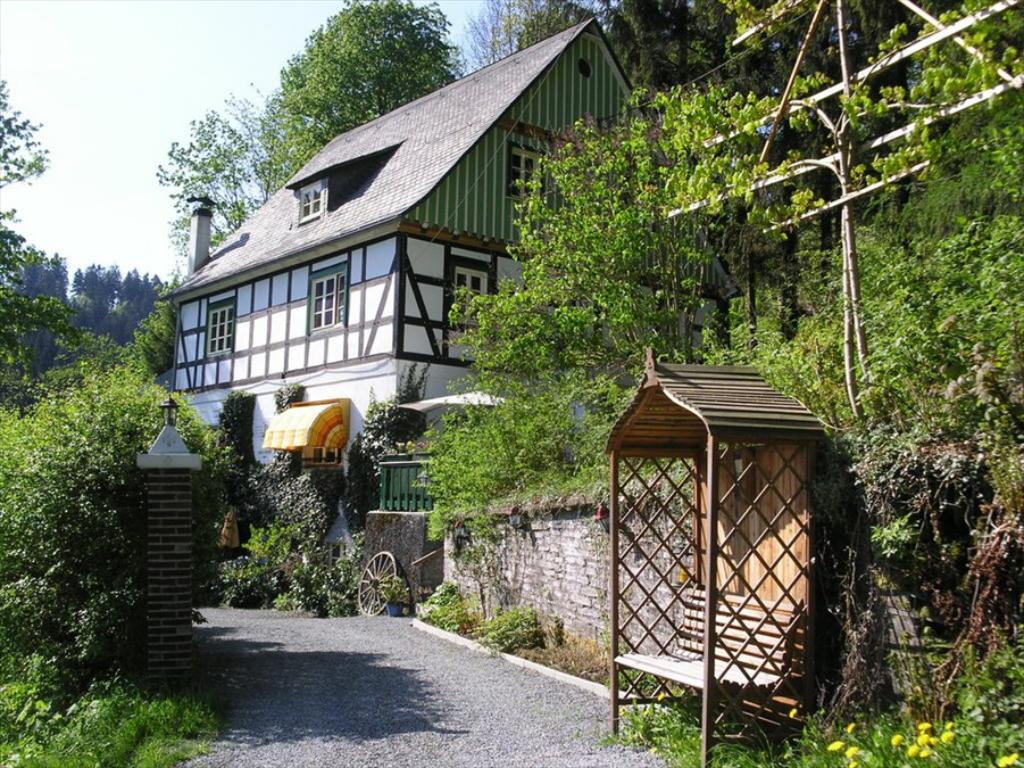 Pension-Gasthof-Haus im Wiesengrund